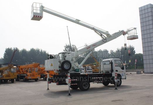 点击查看详细信息<br>标题：高空作业车 阅读次数：3380