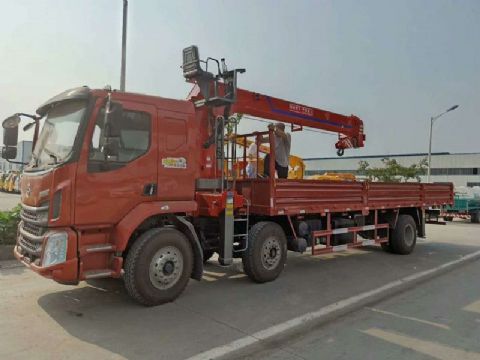 点击查看详细信息<br>标题：柳汽前四后四随车吊 阅读次数：1624