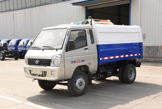 点击查看详细信息<br>标题：4.5方汽油垃圾车 阅读次数：1694
