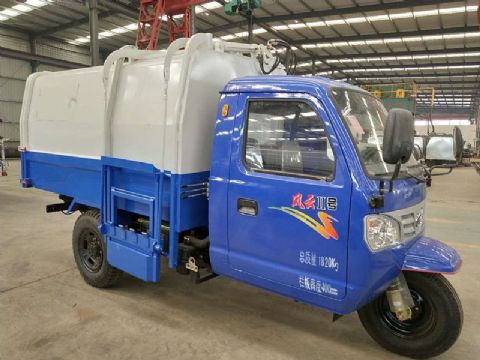 点击查看详细信息<br>标题：5方风云二号垃圾车 阅读次数：1910