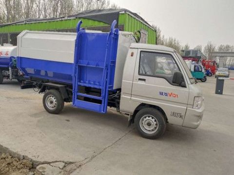 点击查看详细信息<br>标题：3.5方汽油版福田驭菱垃圾车 阅读次数：3119